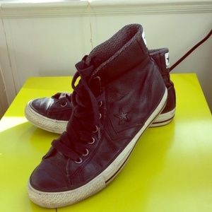 Converse All Star Black leather hi tops M7.5, W9.5